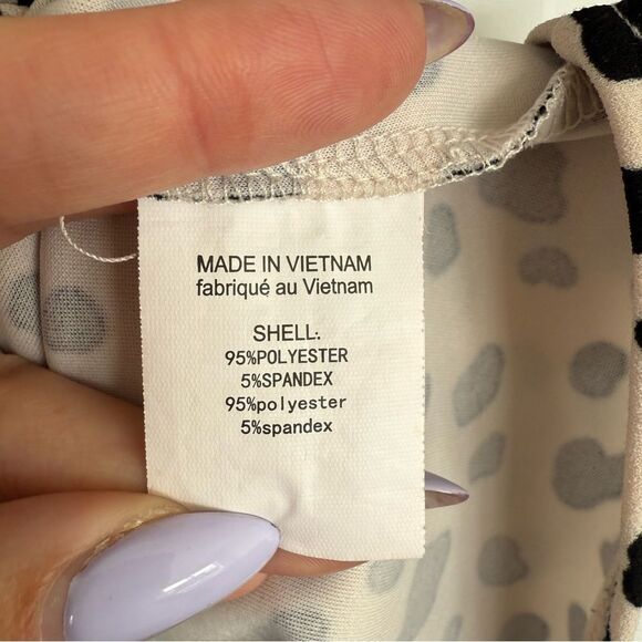 MELLODAY | Polka Dot Short Sleeve Blouse - Picture 7 of 9